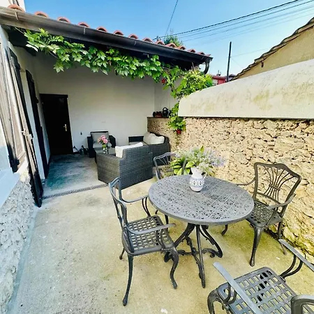 Holiday home Casa De Aldea La Galeria Poo De Llanes