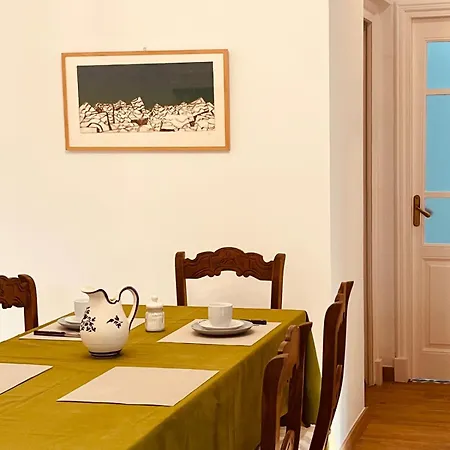 Casa De Aldea La Galeria Holiday home Poo De Llanes
